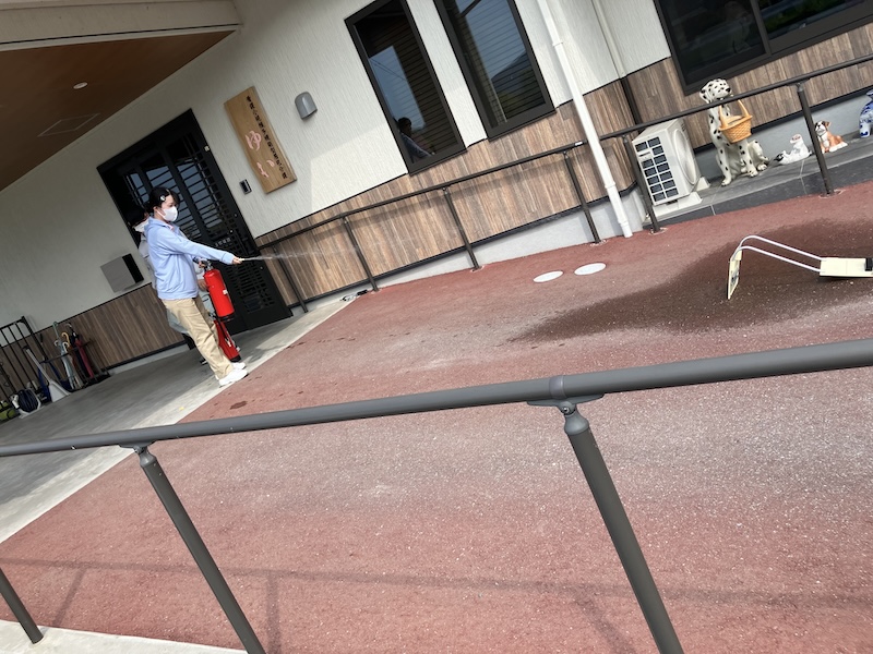 用者様、職員で避難訓練を実施